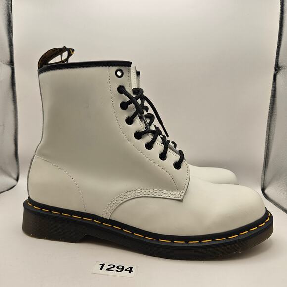 DR. MARTENS MEN'S 11 1460 8 EYES SMOOTH WHITE BOOTS 11822 - Picture 4 of 7